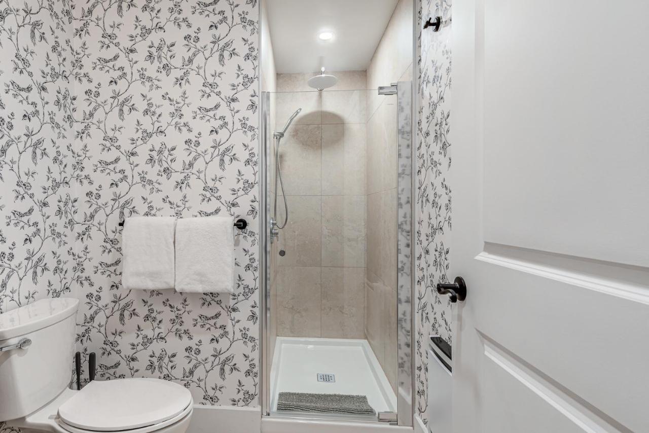 North House - Beautiful Vieux 2 Bedroom Apt Quebec City Bagian luar foto